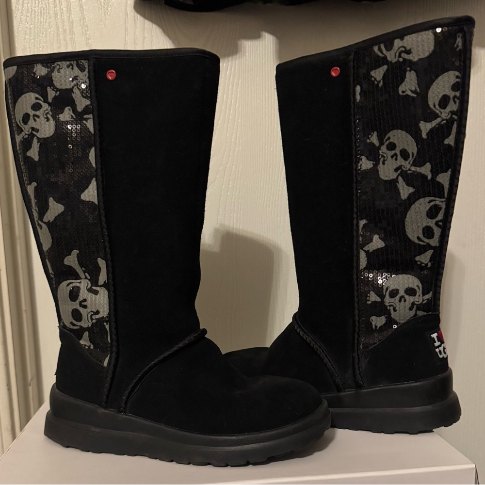 UGG Black Skull Pattern Women's Boots
